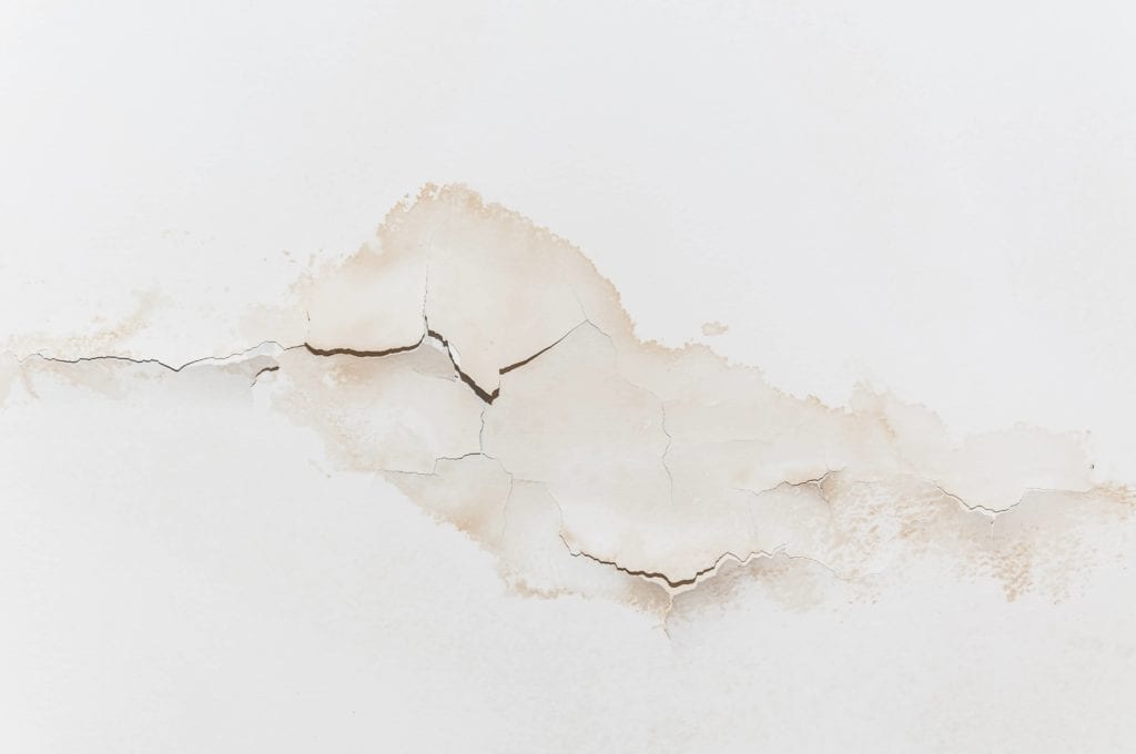 How to Remove Water Stains from Walls and Ceilings