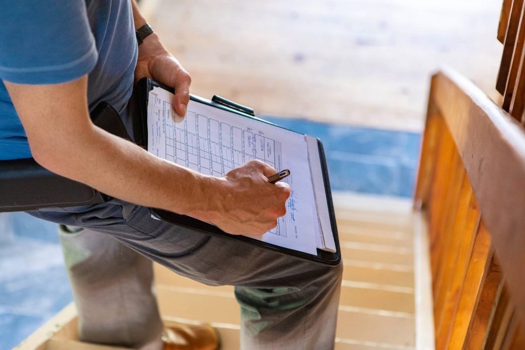 A checklist is important for a home inspection report.