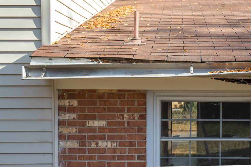 Call on a professional when your aluminum gutters are damaged.