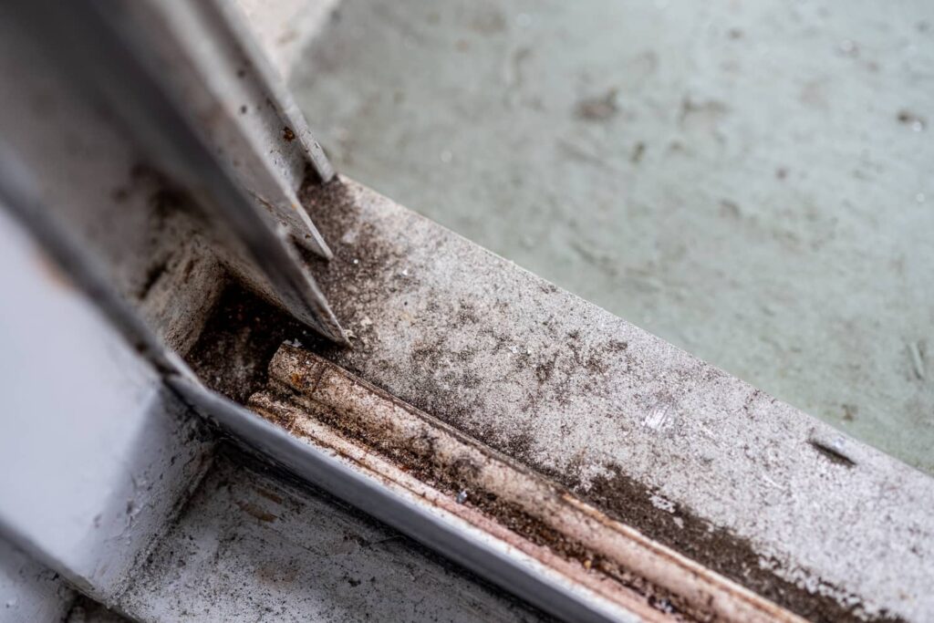 You should never let your aluminum window frames get too dirty. 