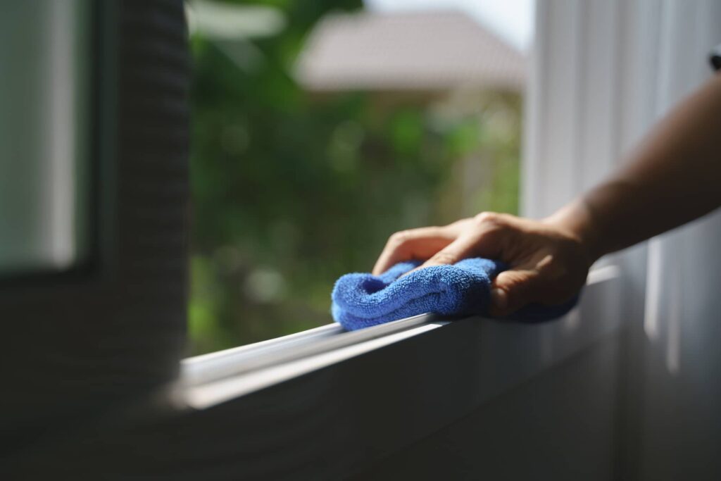 You can polish your aluminum window frames with a soft cloth.