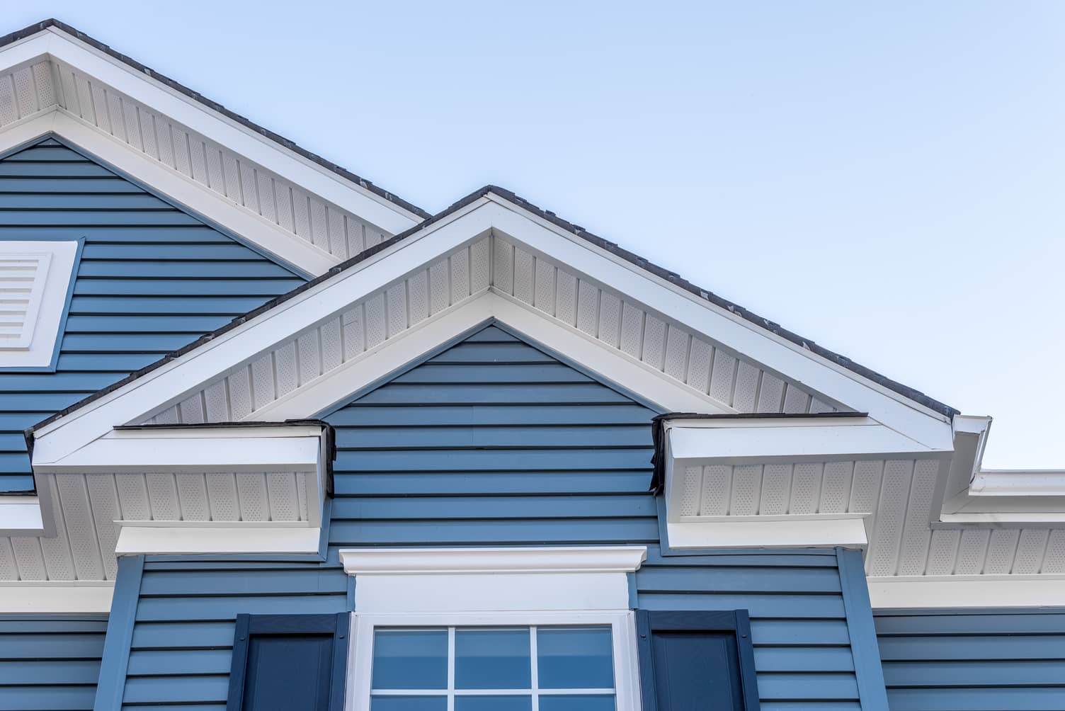 How to cut vinyl siding